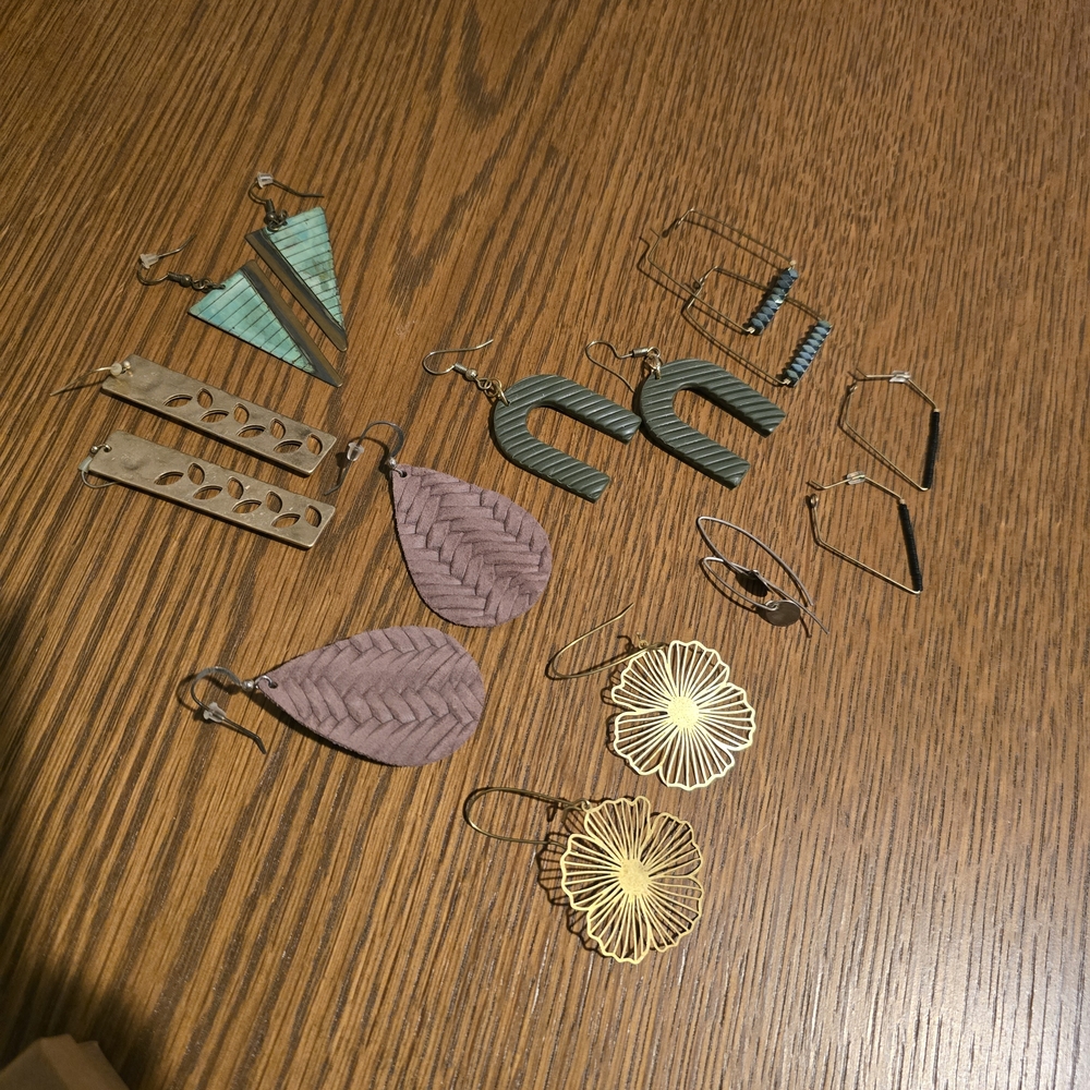 Gold and Green Geometric Earrings Set